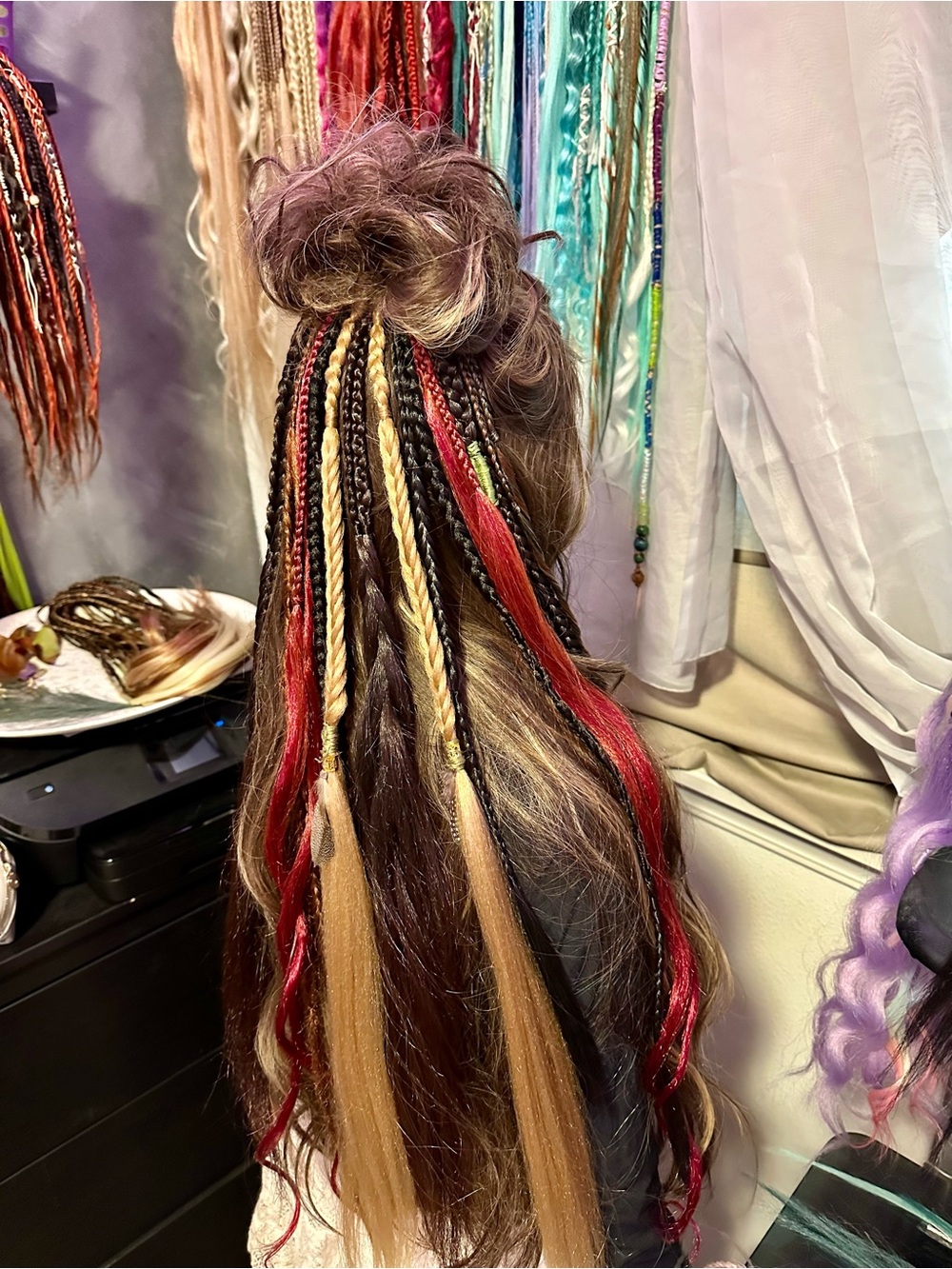 Hand-Braided Mixed Color Hair Extension Clips - Multi-Color Braids ( Stacey )🩷 - Picture 5 of 16
